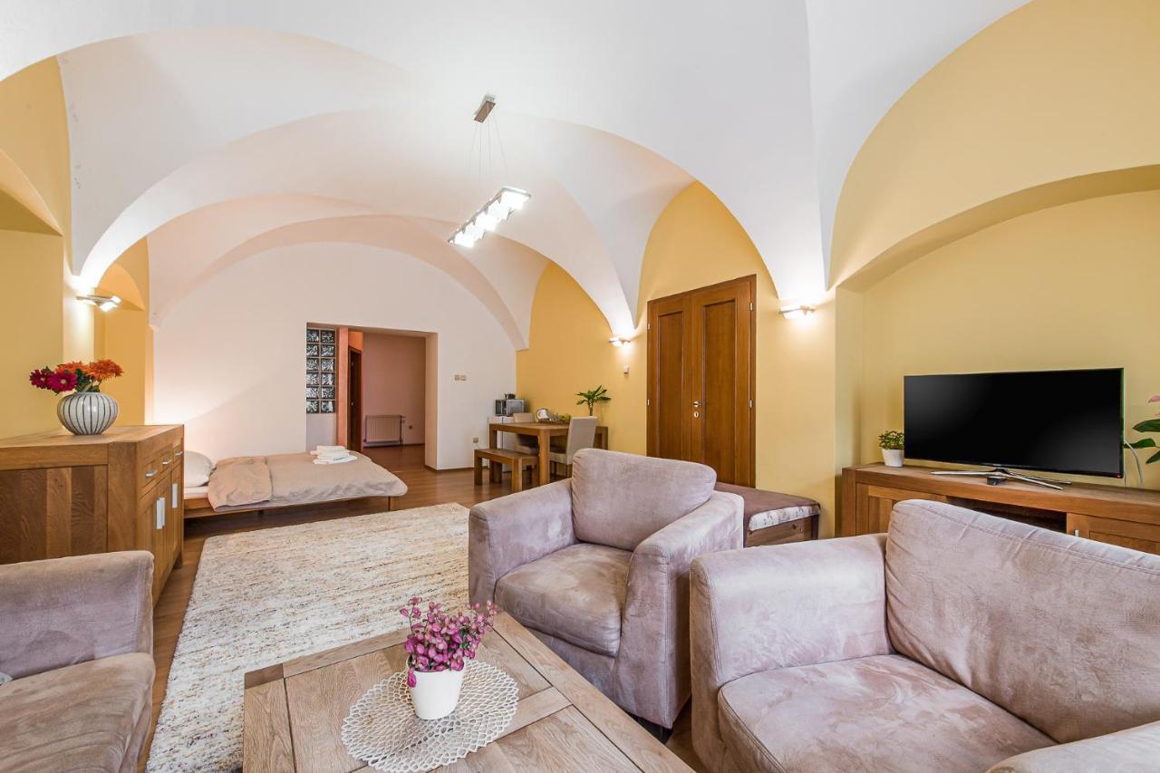 Apartmany Kolegium Eperjes Kültér fotó